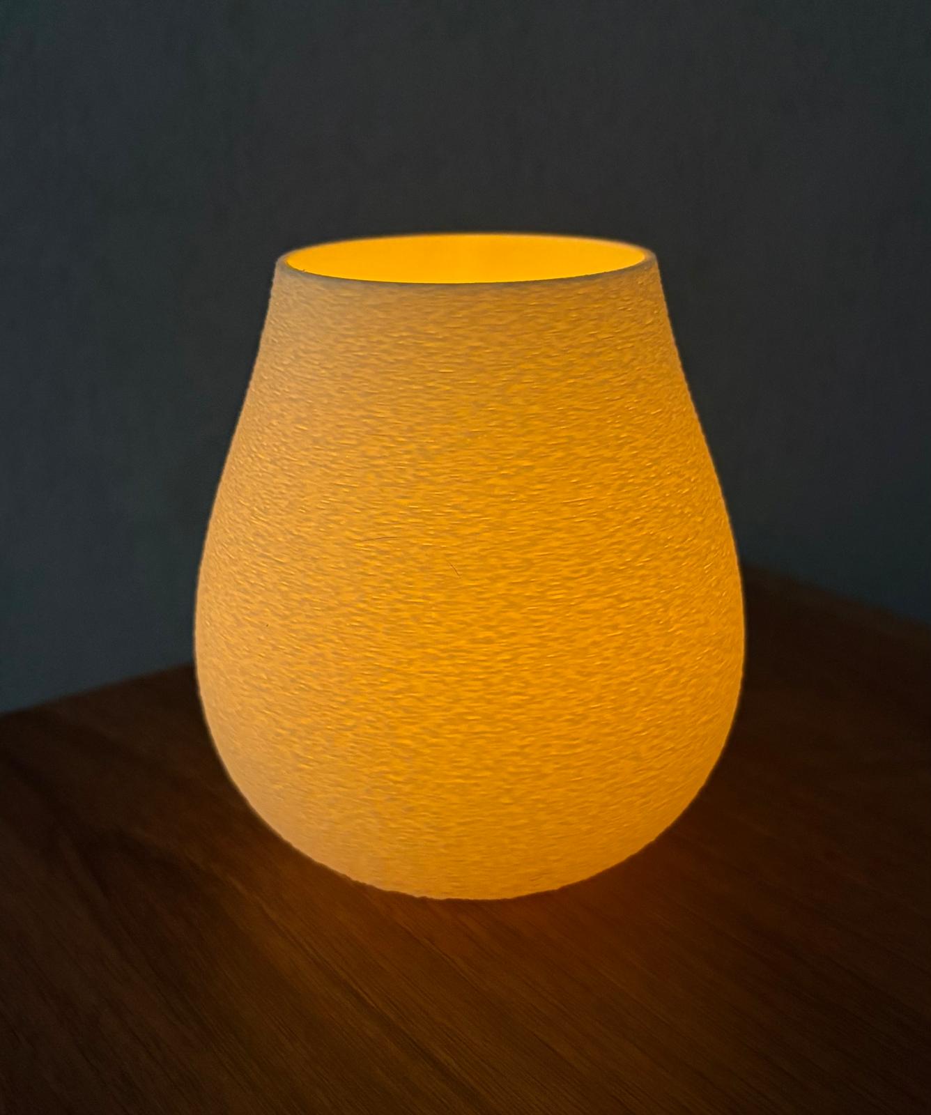 Windlicht aus 3D-Druck – handgefertigte Dekoration für drinnen & draußen