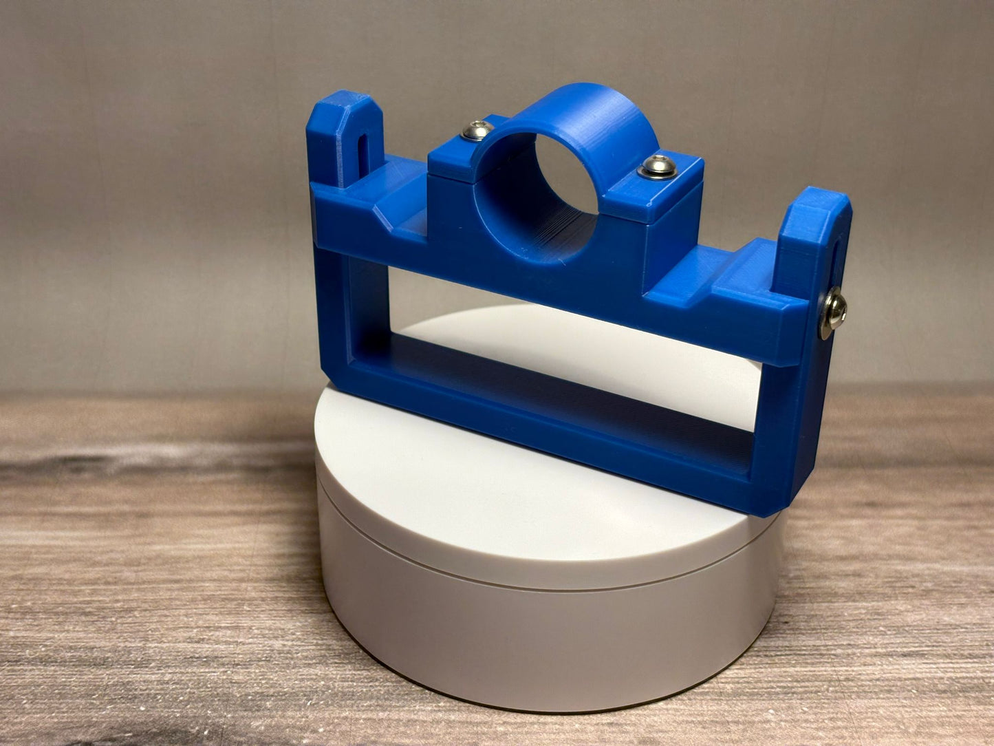 Individuell gefertigtes Goodman Handle für Taucher – maßgeschneidert für Ihre Lampe